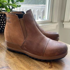 Sorel Evie Chelsea Boots